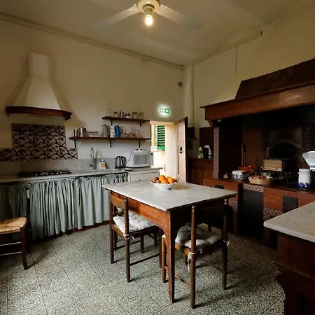 Timeless Elegance Poggibonsi