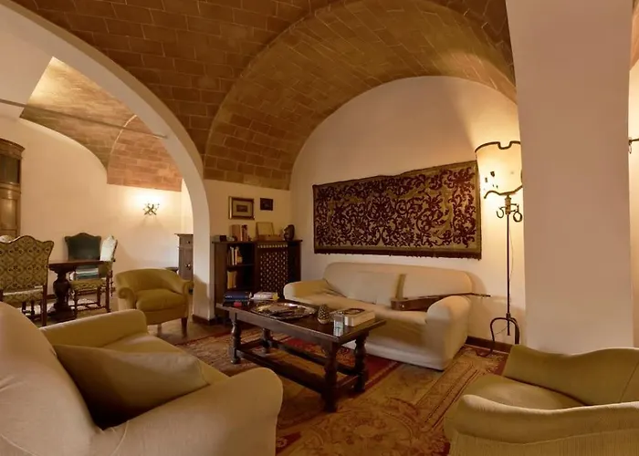 Timeless Elegance فيلة