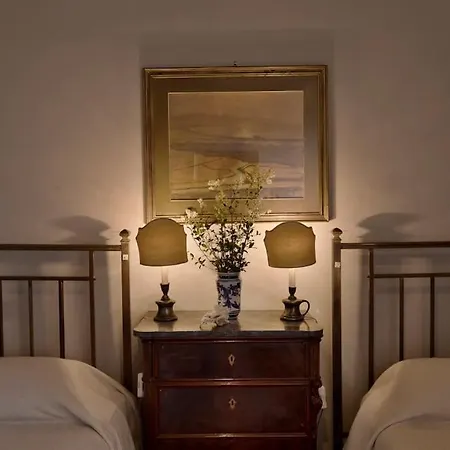 Timeless Elegance וילה