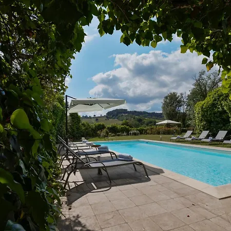 וילה Timeless Elegance